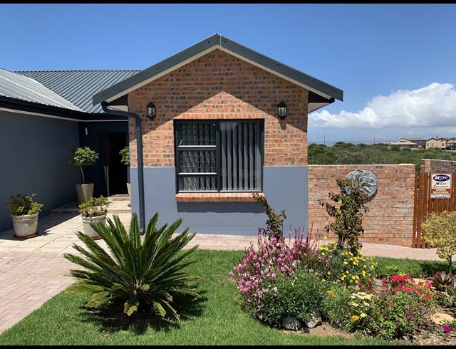 3 BEDROOM GATED ESTATE SOLD IN REEBOK